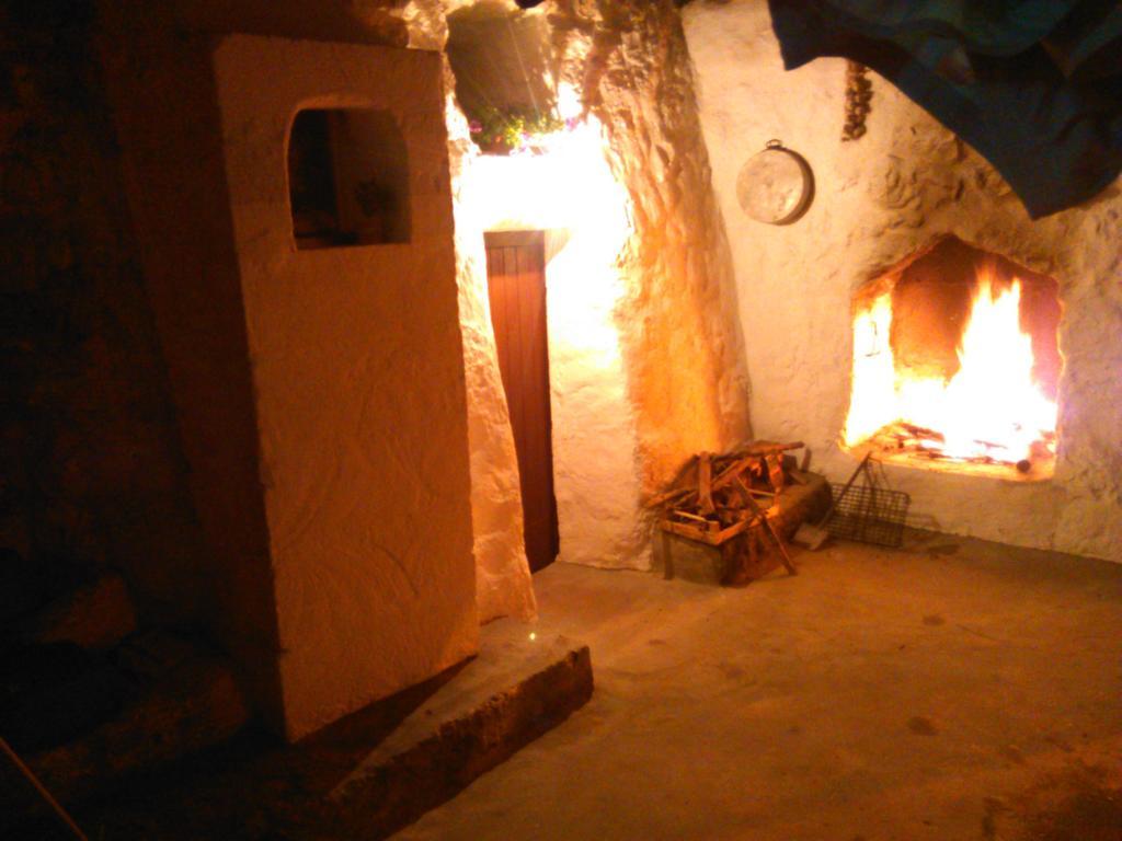 Trullo Don Gabriel Βίλα Alliste Δωμάτιο φωτογραφία